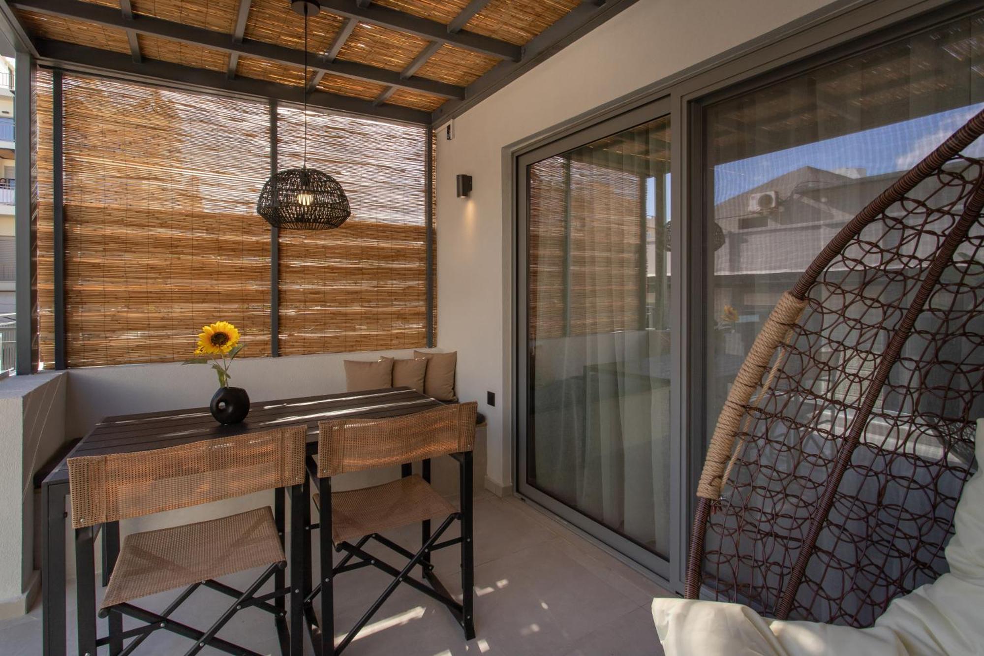 Sunflower Smartliving Suites 伊拉克利翁 外观 照片